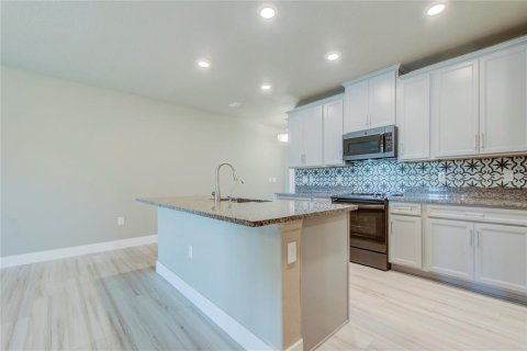 Casa en venta en San Antonio, Florida, 2 dormitorios, 162.3 m2 № 1336243 - foto 14