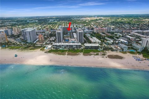 Casa en venta en Pompano Beach, Florida, 3 dormitorios, 146.6 m2 № 1269562 - foto 1