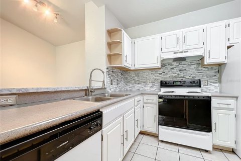 Condo in Kissimmee, Florida, 2 bedrooms  № 1064457 - photo 5