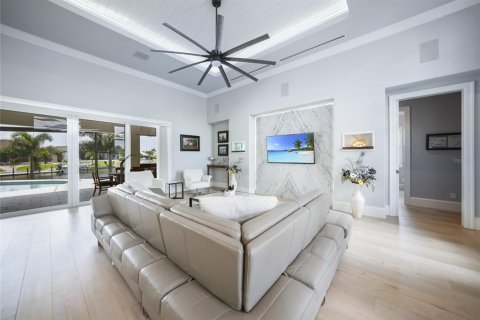 Villa ou maison à vendre à Punta Gorda, Floride: 3 chambres, 253.72 m2 № 1302373 - photo 5