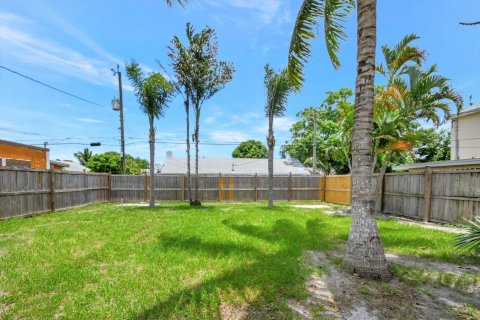 Casa en venta en Lake Worth, Florida, 3 dormitorios, 151.06 m2 № 1231313 - foto 2