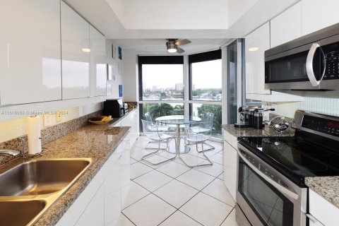 Condominio en venta en Aventura, Florida, 3 dormitorios, 173.73 m2 № 1241420 - foto 7