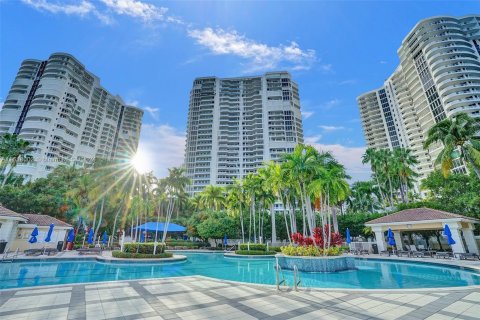 Condo in Aventura, Florida, 3 bedrooms  № 1241420 - photo 24