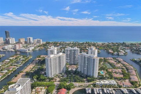 Condominio en venta en Aventura, Florida, 3 dormitorios, 173.73 m2 № 1241420 - foto 27