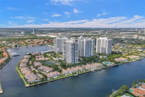 Condominio en venta en Aventura, Florida, 3 dormitorios, 173.73 m2 № 1241420 - foto 29