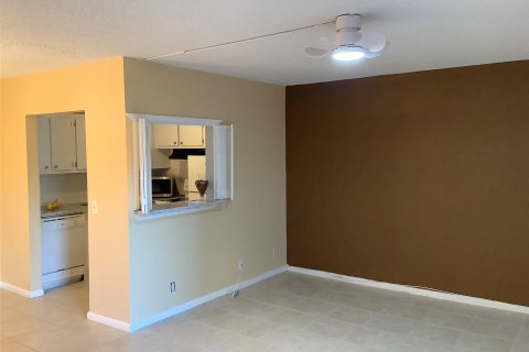 Condo in Boca Raton, Florida, 1 bedroom  № 1043082 - photo 14