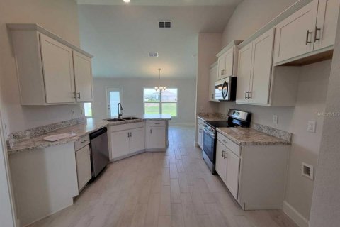 Casa en venta en Ocala, Florida, 4 dormitorios, 163.51 m2 № 1397288 - foto 11