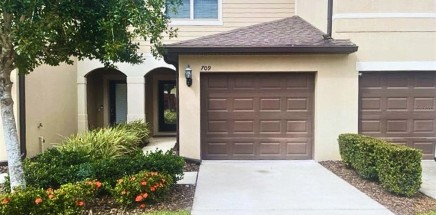 Townhouse in Orlando, Florida 2 bedrooms, 131.64 sq.m. № 1397320