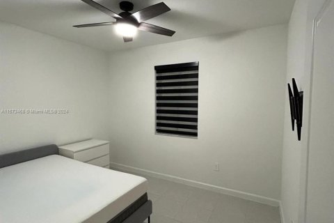 Propiedad comercial en alquiler en Miami, Florida, 1 dormitorio, 46.45 m2 № 1396297 - foto 7