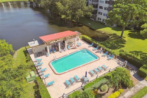 Condominio en venta en Saint Petersburg, Florida, 2 dormitorios, 105.44 m2 № 1393198 - foto 13