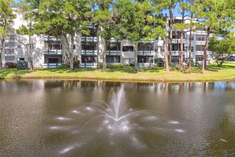 Condominio en venta en Saint Petersburg, Florida, 2 dormitorios, 105.44 m2 № 1393198 - foto 15