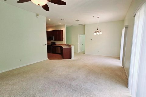 Townhouse in Orlando, Florida 2 bedrooms, 121.24 sq.m. № 1393199 - photo 10