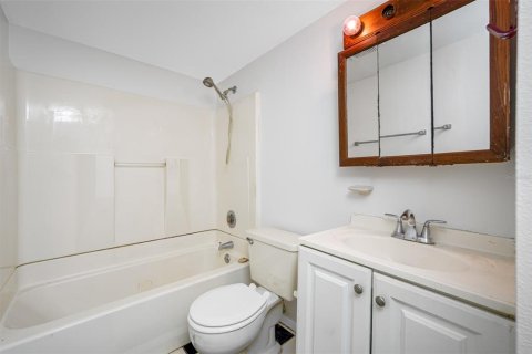 Condominio en venta en Tampa, Florida, 1 dormitorio, 46.82 m2 № 1250523 - foto 10