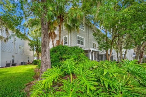 Condo in Tampa, Florida, 1 bedroom  № 1250523 - photo 24