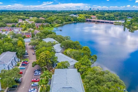 Condo in Tampa, Florida, 1 bedroom  № 1250523 - photo 30