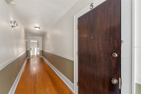 Condo in Orlando, Florida, 1 bedroom  № 1250605 - photo 6