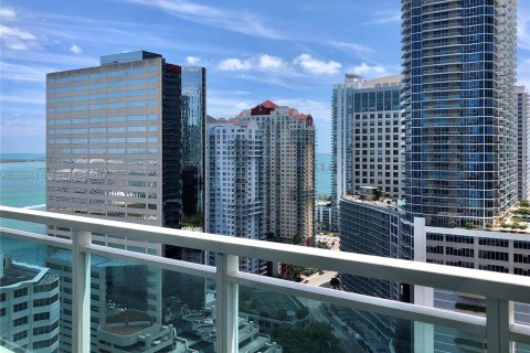 Condominio en alquiler en Miami, Florida, 1 dormitorio, 58.34 m2 № 1345314 - foto 1