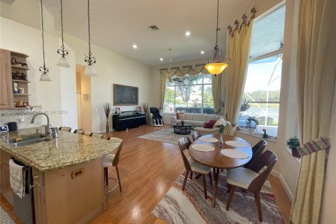 Villa ou maison à vendre à Davie, Floride: 4 chambres, 246.1 m2 № 1077271 - photo 16