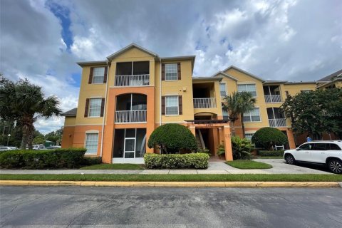 Condominio en alquiler en Orlando, Florida, 2 dormitorios, 103.31 m2 № 1337680 - foto 3