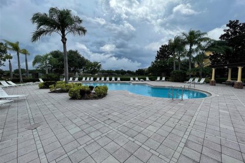 Condo in Orlando, Florida, 2 bedrooms  № 1337680 - photo 17