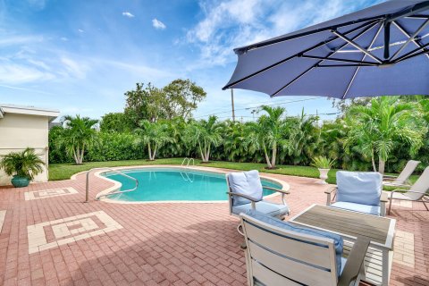 House in North Palm Beach, Florida 4 bedrooms, 234.86 sq.m. № 1171359 - photo 21