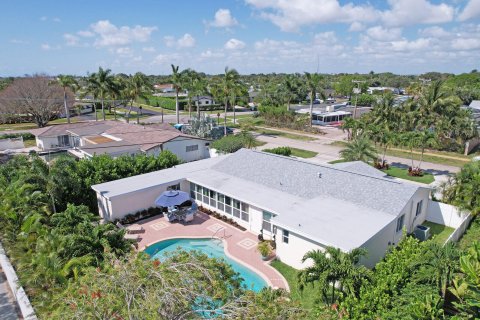 House in North Palm Beach, Florida 4 bedrooms, 234.86 sq.m. № 1171359 - photo 6