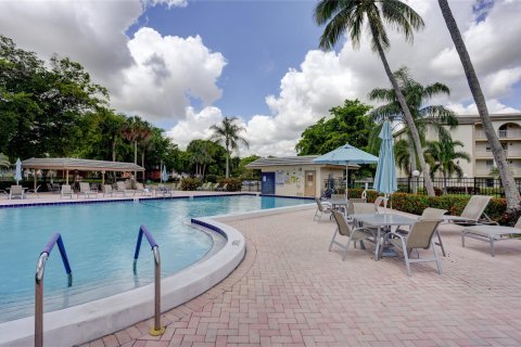 Condo in Coconut Creek, Florida, 2 bedrooms  № 1171379 - photo 30