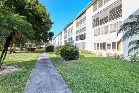 Copropriété à vendre à Coconut Creek, Floride: 2 chambres, 107.77 m2 № 1171380 - photo 7