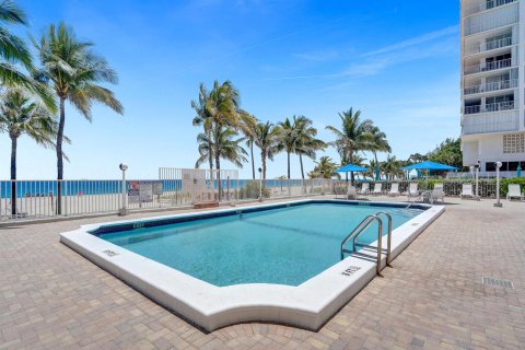 Condominio en venta en Pompano Beach, Florida, 2 dormitorios, 130.06 m2 № 1208723 - foto 4