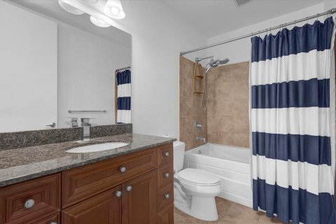 Condo in Orlando, Florida, 1 bedroom  № 1278720 - photo 23