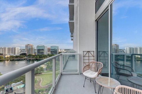 Condo in Orlando, Florida, 1 bedroom  № 1278720 - photo 27