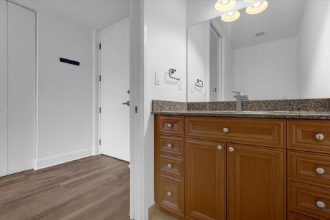 Condo in Orlando, Florida, 1 bedroom  № 1278720 - photo 22