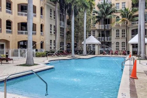 Copropriété à vendre à Aventura, Floride: 2 chambres, 125.88 m2 № 1329001 - photo 30