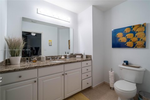 Condo in Aventura, Florida, 2 bedrooms  № 1329001 - photo 25