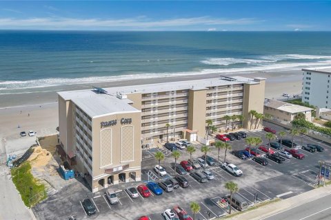 Condo in Daytona Beach, Florida, 1 bedroom  № 1380674 - photo 15