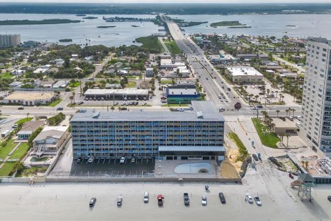 Condo in Daytona Beach, Florida, 1 bedroom  № 1380674 - photo 20