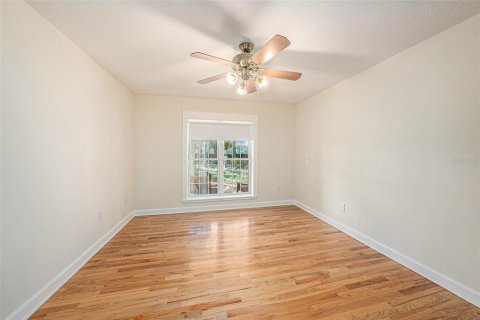 House in Tampa, Florida 6 bedrooms, 425.96 sq.m. № 1444566 - photo 21