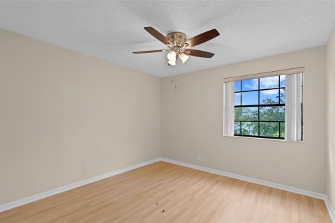 Townhouse in Tamarac, Florida 3 bedrooms, 134.43 sq.m. № 1225733 - photo 13