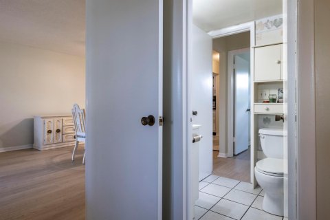 Condo in Stuart, Florida, 2 bedrooms  № 1226727 - photo 28