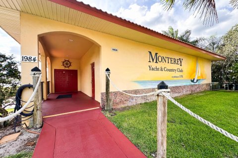 Condo in Stuart, Florida, 2 bedrooms  № 1226727 - photo 6