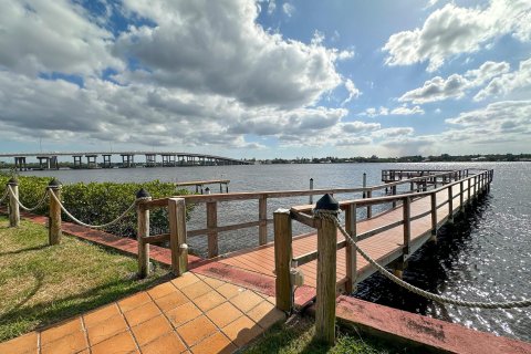 Copropriété à vendre à Stuart, Floride: 2 chambres, 74.88 m2 № 1226727 - photo 4