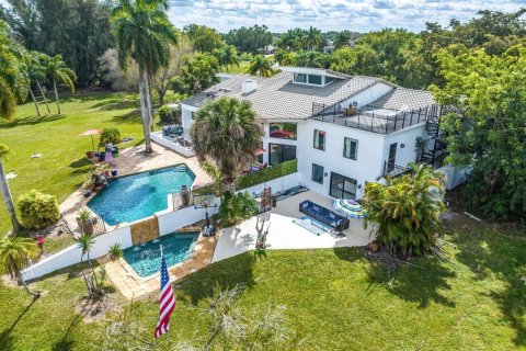 Villa ou maison à vendre à Lake Worth, Floride: 5 chambres, 610.83 m2 № 1031458 - photo 13