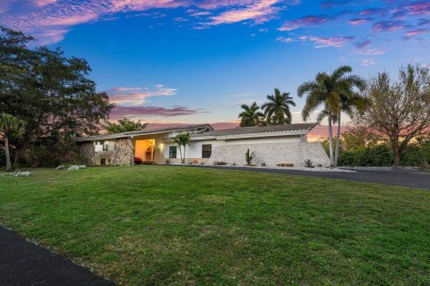 Villa ou maison à vendre à Lake Worth, Floride: 5 chambres, 610.83 m2 № 1031458 - photo 8