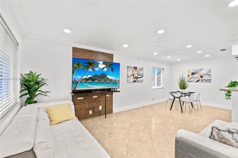 Villa ou maison à vendre à Lauderhill, Floride: 3 chambres, 102.19 m2 № 1380363 - photo 7