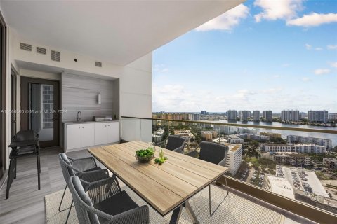 Condo in Sunny Isles Beach, Florida, 4 bedrooms  № 1380366 - photo 3