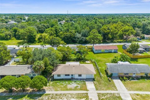 Villa ou maison à vendre à Spring Hill, Floride: 2 chambres, 98.66 m2 № 1353047 - photo 3