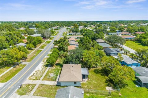 House in Spring Hill, Florida 2 bedrooms, 98.66 sq.m. № 1353047 - photo 13