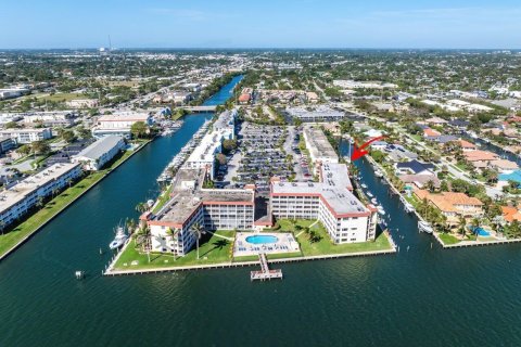 Condominio en venta en North Palm Beach, Florida, 2 dormitorios, 91.97 m2 № 1065848 - foto 6