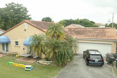 House in Palmetto Bay, Florida 3 bedrooms, 154.12 sq.m. № 1039868 - photo 7