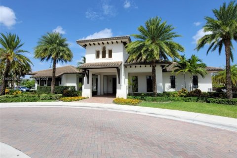 Adosado en venta en Hialeah, Florida, 3 dormitorios, 154.96 m2 № 1332851 - foto 19